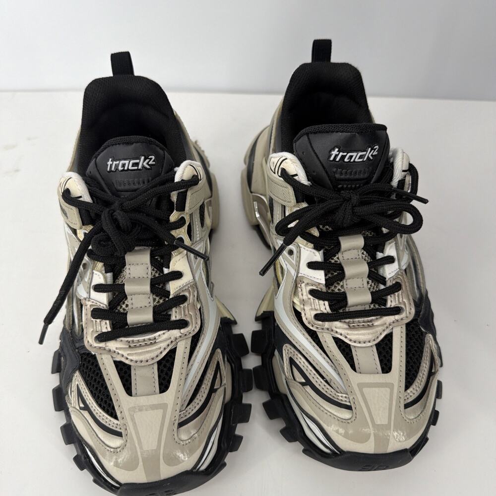 Balenciaga Track 2 women’s sneakers beige/black US 7; EUR37